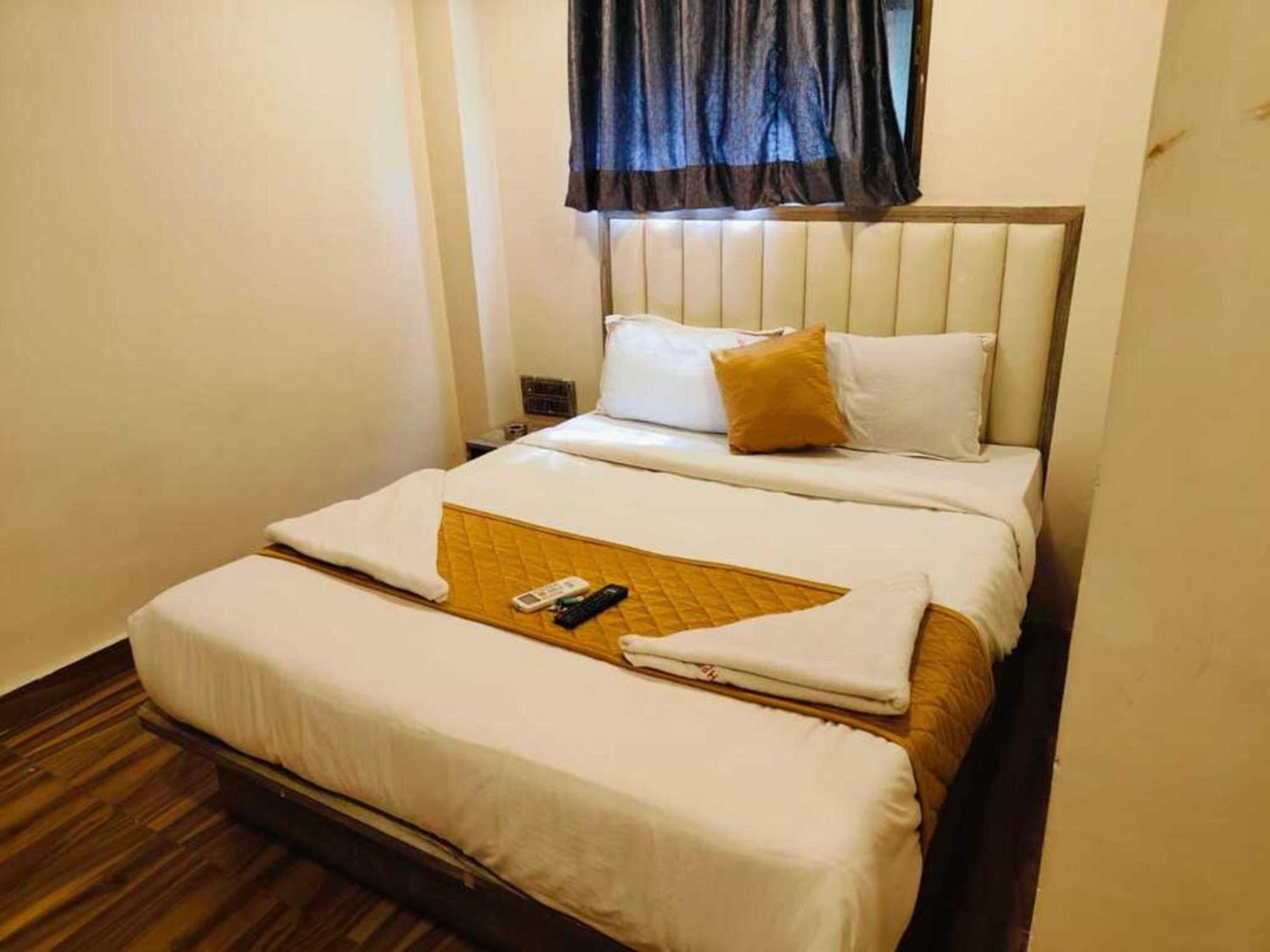 Hotel Pride Suites - Kurla West Mumbai Exterior foto